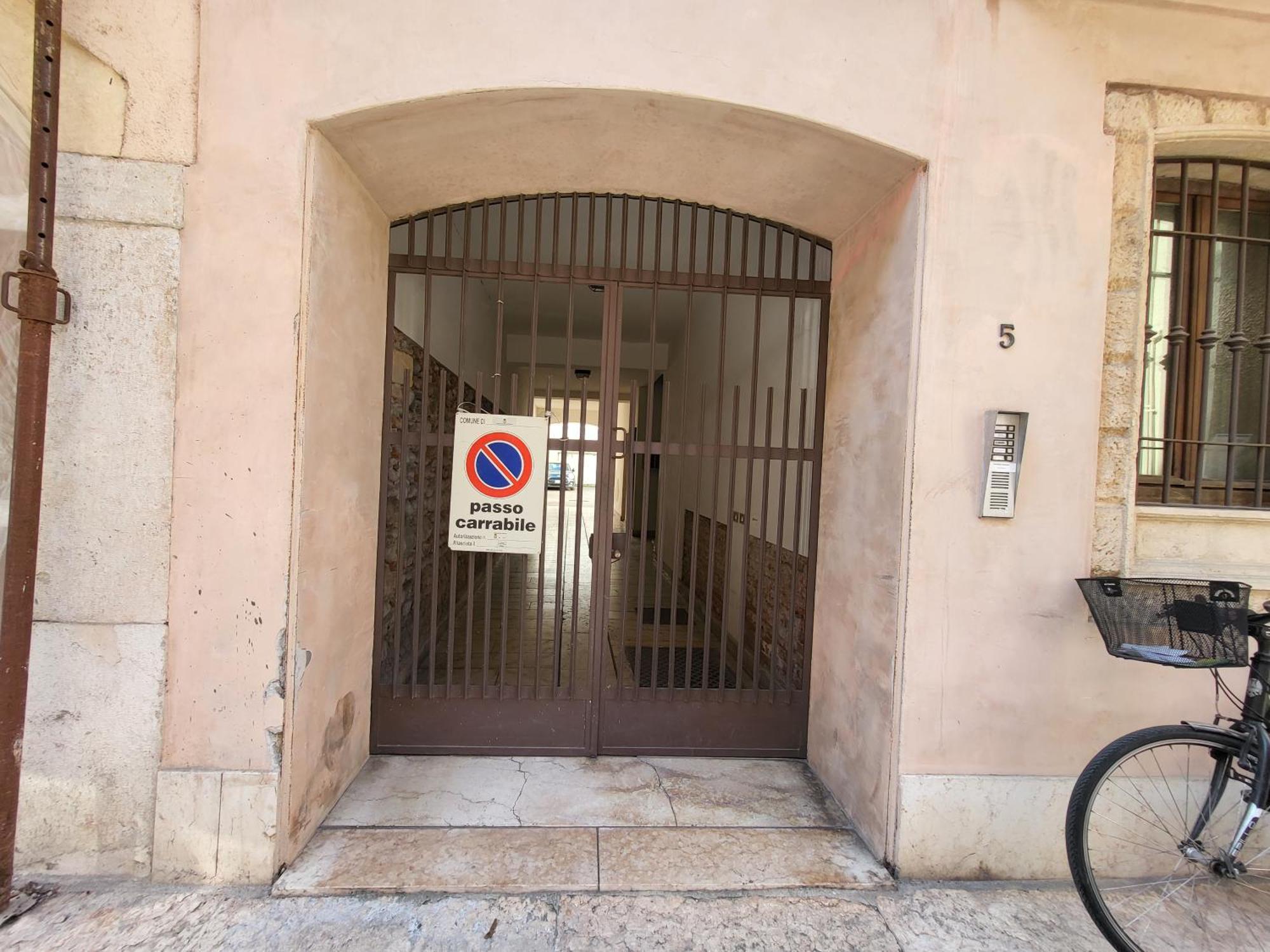 Casa Perotti Pallone - Verona, Verona